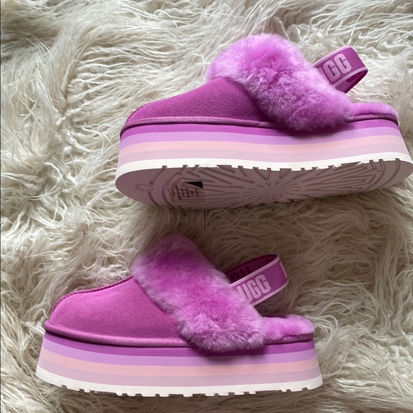 UGG Funkette Slipper in Purple Ruby - Size 9, NWT - Picture 6 of 6